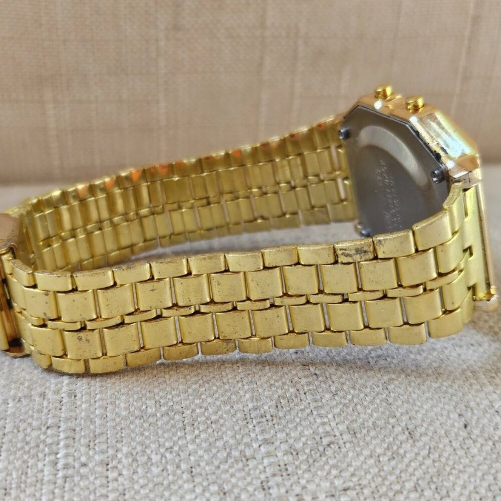 Women Wristwatch Yellow Gold Tone Digital Wrist Watch Multi Functional NEW - Picture 6 of 12